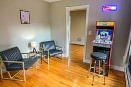 Majestic Princeton Home • Arcade • Big Yard • 4BR