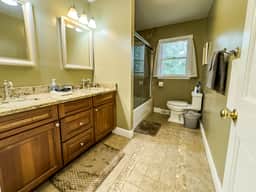 Grand Lakeview Retreat Near Town • Game Rm • 4BR