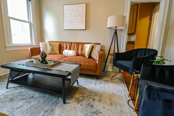 Downtown Princeton Elegance • 3BR • Fast Wi-fi