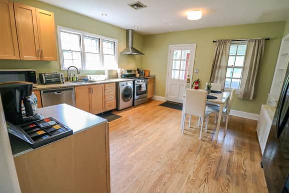 Lofty Elegant Home • Downtown Princeton • 3BR