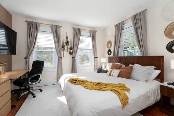 Downtown Princeton Haven • 1BR • Fast WiFi